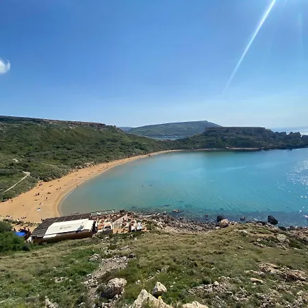 Luxury Bay View 3 Bed 3 Bath Seafront In St Paul's Bay