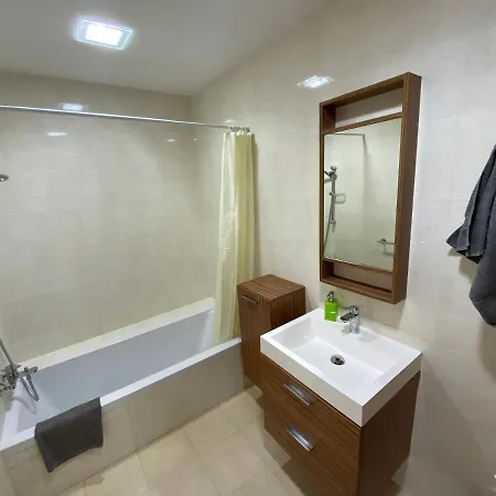 Apartament Luxury Bay View 3 Bed 3 Bath Seafront In St Paul's Bay