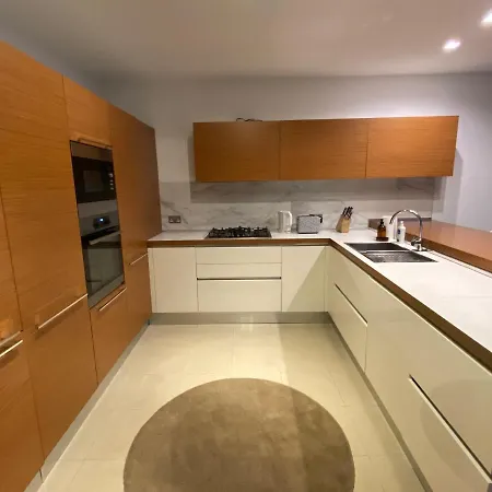 Διαμέρισμα Luxury Bay View 3 Bed 3 Bath Seafront In St Paul's Bay Σεντ Πόλς Μπέι